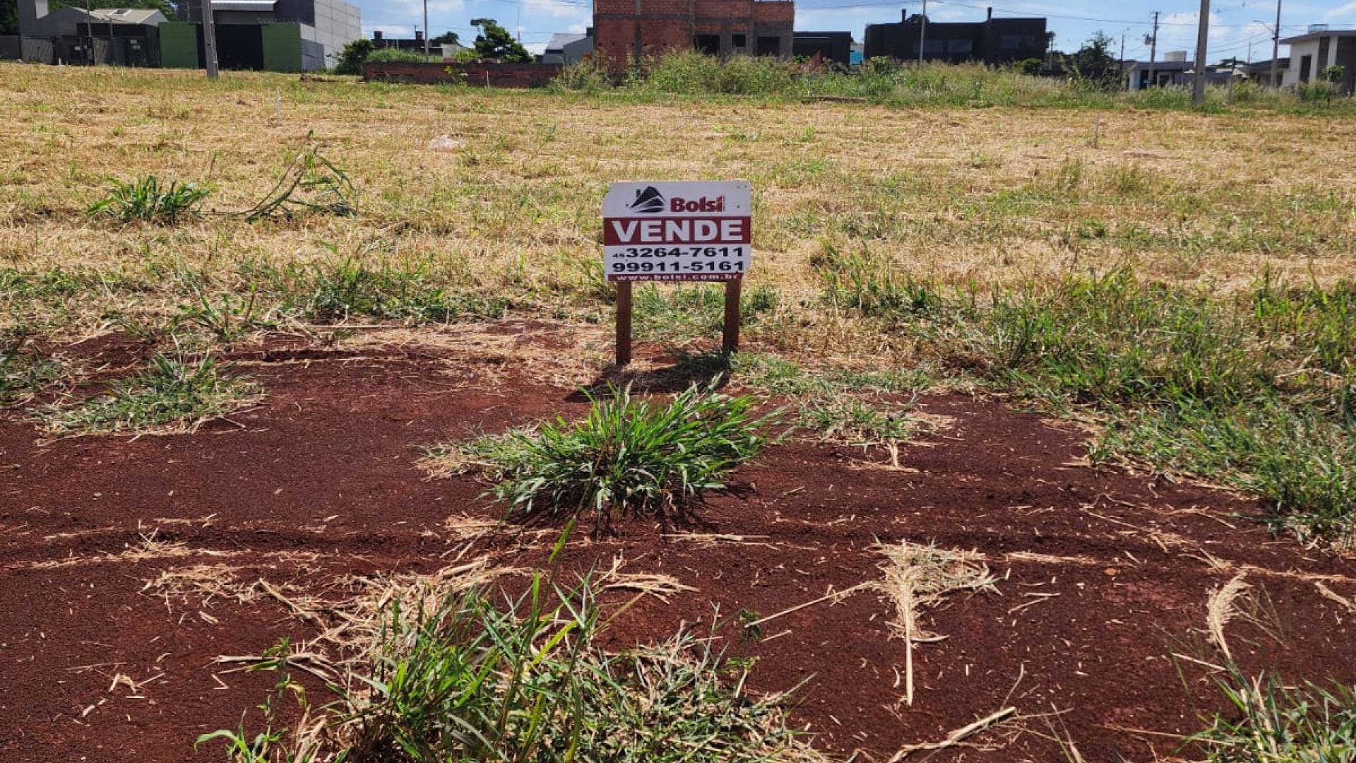 LOTE À VENDA NO LOTEAMENTO NAZARÉ II